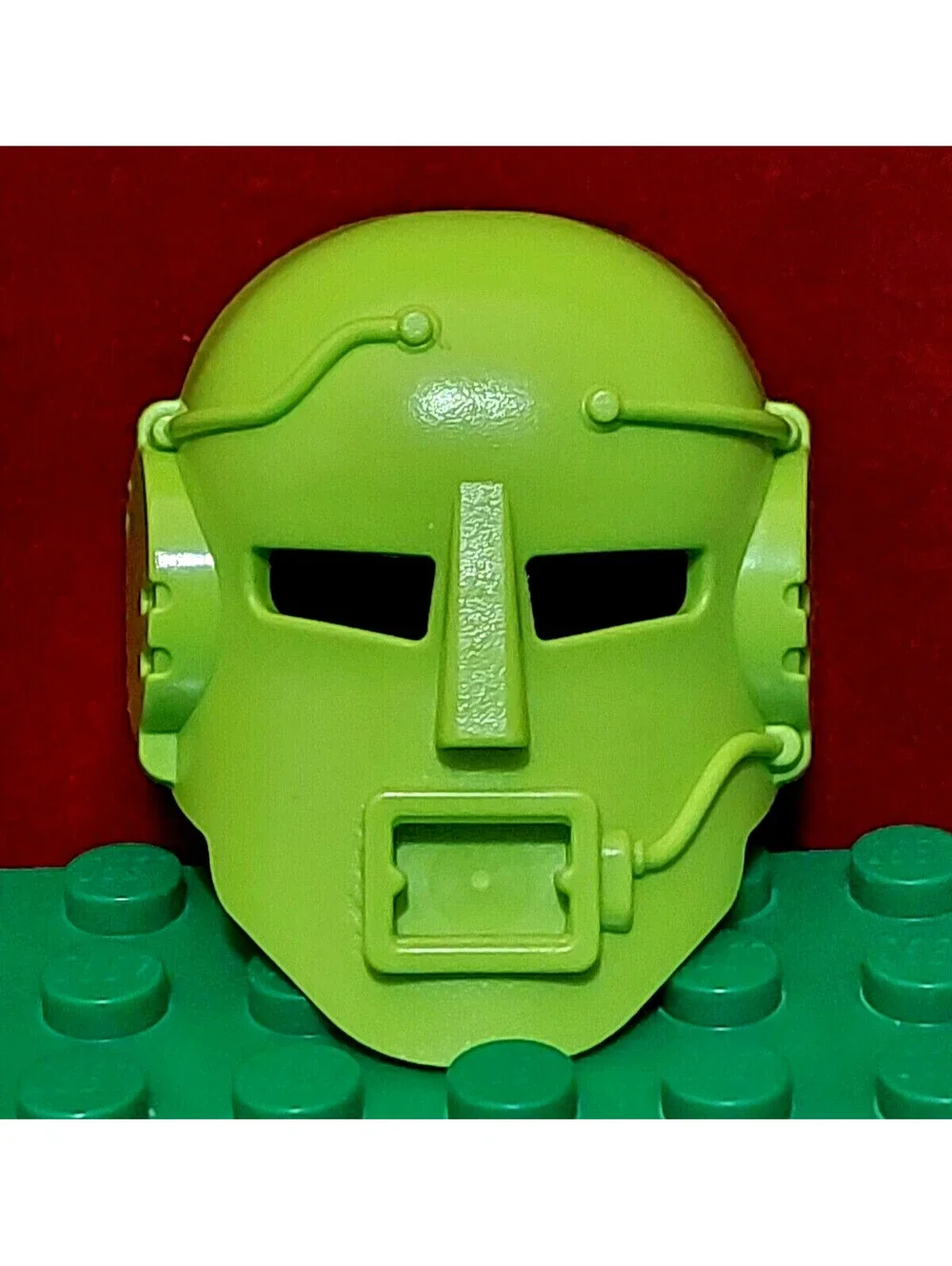 2001 LEGO Bionicle MAHIKI Lime TURAGA Kanohi Mask fromThe Kanohi Mask Pack RARE!